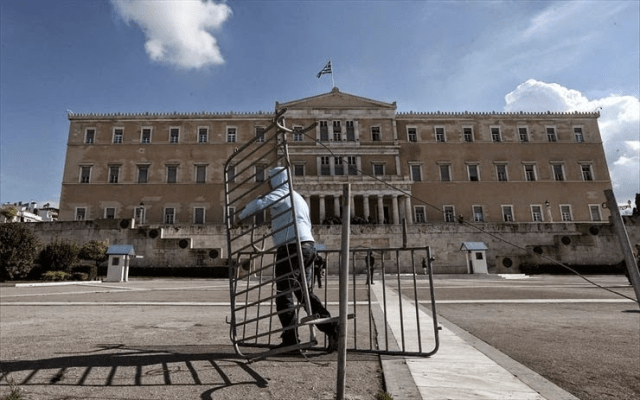 Parlament ohne  Absper